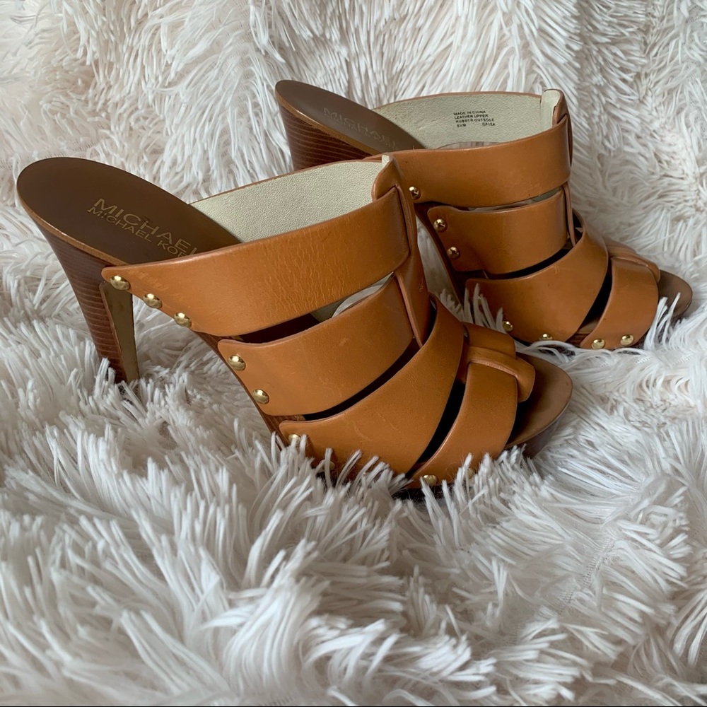 Michael Kors Somerly Leather Mule Pump Heels - Picture 4 of 12
